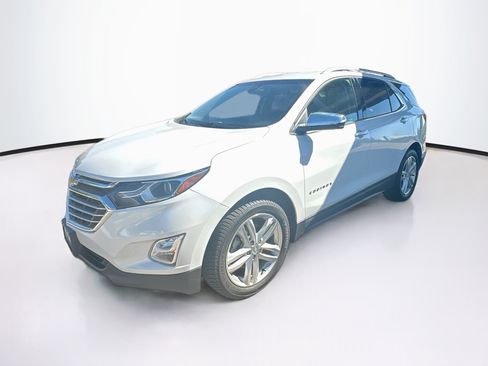 Used 2018 Chevrolet Equinox Premier AWD/4WD image 3
