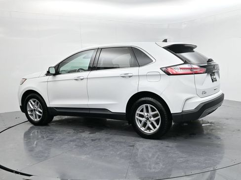 Used 2024 Ford Edge SEL AWD/4WD image 5