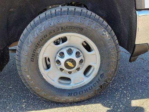 Certified 2024 Chevrolet Silverado 2500 W/T w/ WT Convenience Package AWD/4WD image 7
