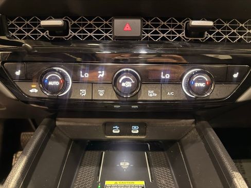 Used 2025 Honda Accord EX-L image 24