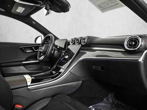 Certified 2025 Mercedes-Benz C 43 AMG 4MATIC Sedan image 23