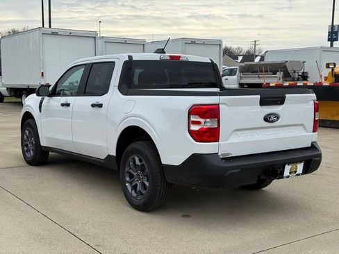 New 2025 Ford Maverick XLT image 54