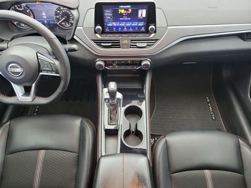 Used 2023 Nissan Altima 2.5 SR FWD image 16