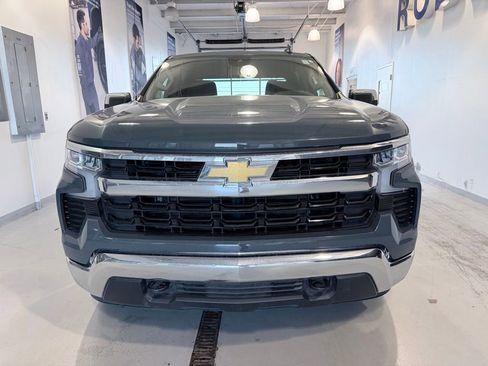 Used 2025 Chevrolet Silverado 1500 LT image 7