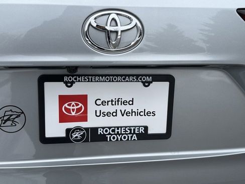 Certified 2022 Toyota Highlander XLE image 49