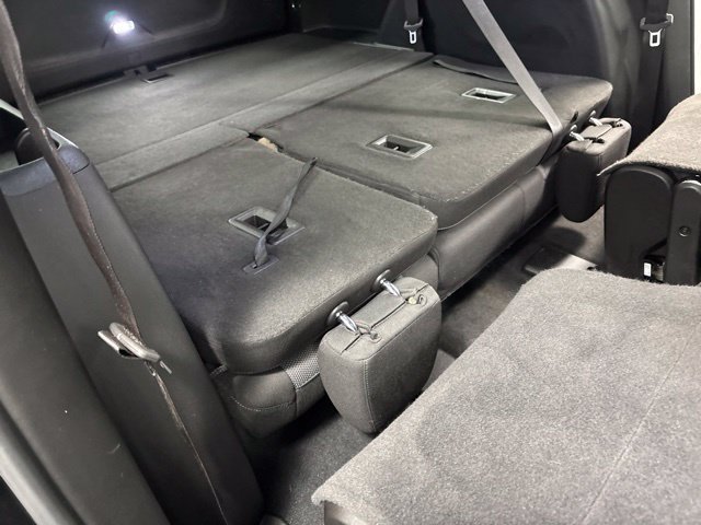 Used 2022 Chevrolet Traverse LT FWD image 20