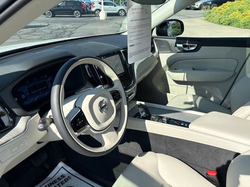 Certified 2025 Volvo XC60 T8 Plus w/ Protection Package Premier AWD/4WD image 17