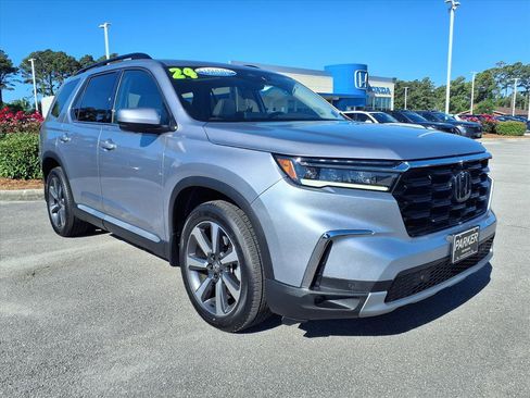 Certified 2024 Honda Pilot Elite image 1