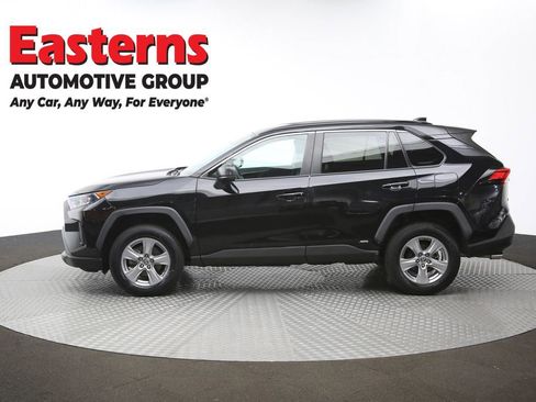 Used 2022 Toyota RAV4 LE image 59