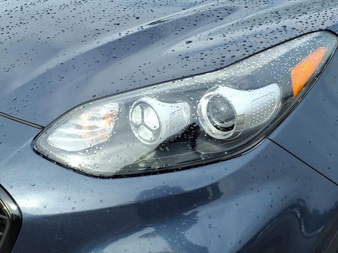 Used 2020 Kia Sportage S AWD/4WD image 12