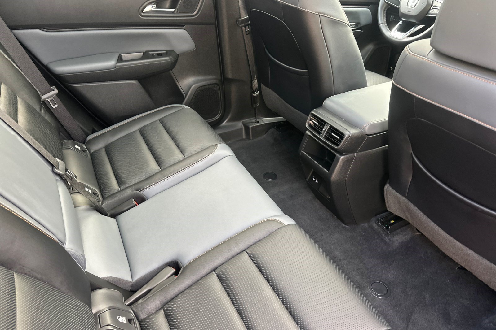 Certified 2024 Honda Prologue Elite image 33