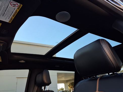 Used 2024 Ford F250 Platinum image 23