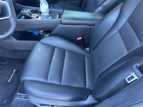 Used 2023 Nissan Rogue SV w/ SV Premium Package image 10