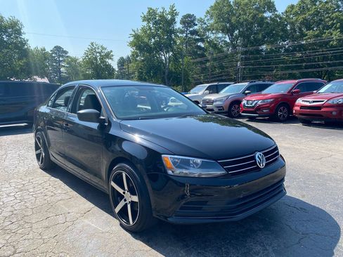 Used 2016 Volkswagen Jetta S FWD image 3