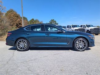 Used 2025 Genesis G70 2.5T video 3