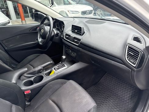 Used 2014 MAZDA MAZDA3 i Touring FWD image 10