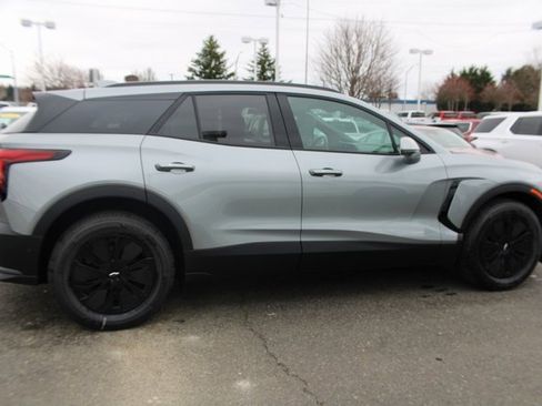 New 2025 Chevrolet Blazer EV LT w/ Super Cruise Package image 12