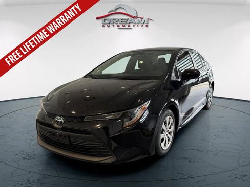 Used 2023 Toyota Corolla LE FWD image 4