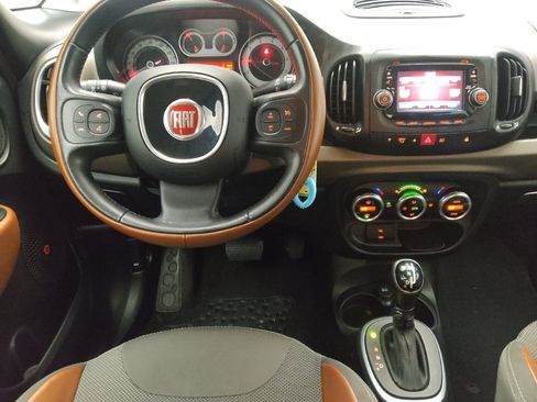 Used 2015 FIAT 500L Trekking FWD image 22