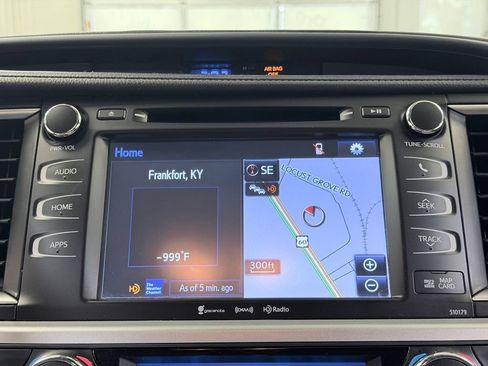Used 2017 Toyota Highlander XLE AWD/4WD image 53