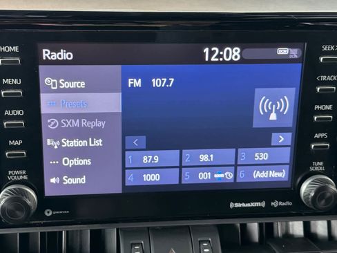 Used 2019 Toyota RAV4 XSE w/ Carpet Mat Package image 21