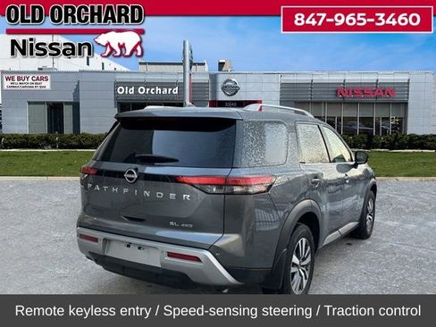 Used 2024 Nissan Pathfinder SL w/ Cargo Package image 7