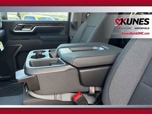 New 2026 GMC Sierra 2500 SLE w/ SLE Value Package; image 19