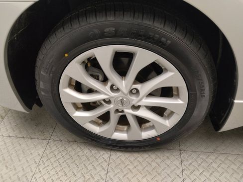 Used 2019 Nissan Sentra SV FWD image 31