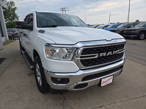 Used 2023 RAM 1500 Big Horn AWD/4WD image 14