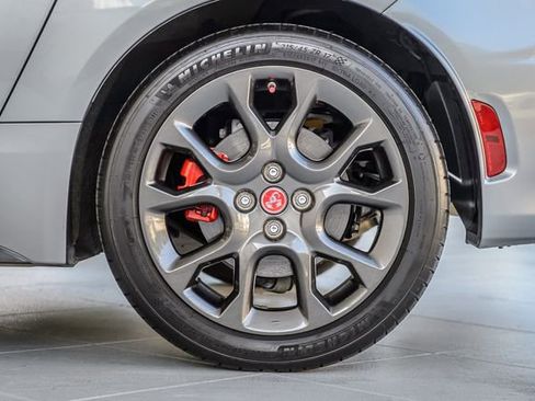 Used 2017 FIAT 124 Spider Abarth image 20