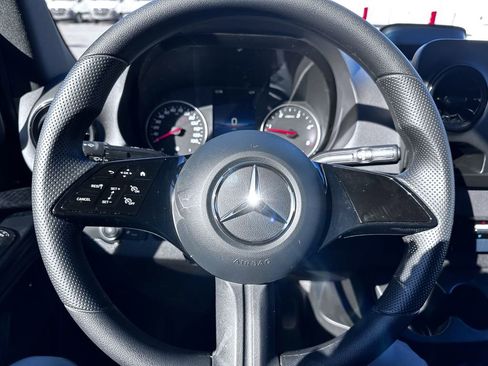 Used 2025 Mercedes-Benz Sprinter 2500 image 17