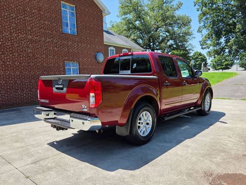 Used 2018 Nissan Frontier SV w/ Value Truck Package RWD image 5