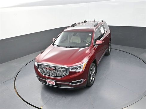 Used 2017 GMC Acadia Denali w/ Technology Package image 21