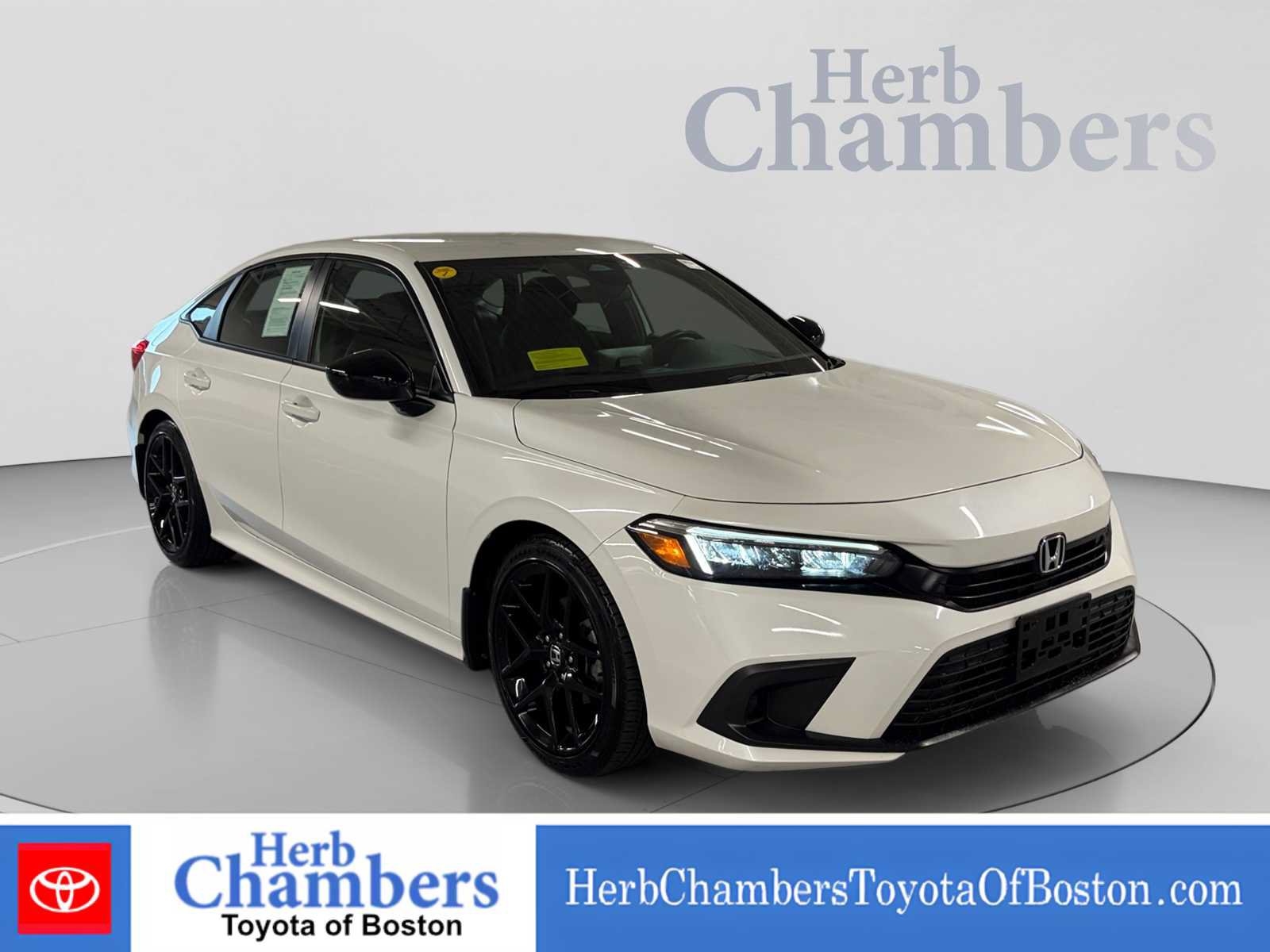 Used 2023 Honda Civic Sport image 1