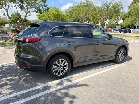 Used 2018 MAZDA CX-9 Touring FWD image 8