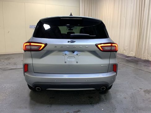 Used 2024 Ford Escape ST-Line w/ Tech Pack #1 AWD/4WD image 4