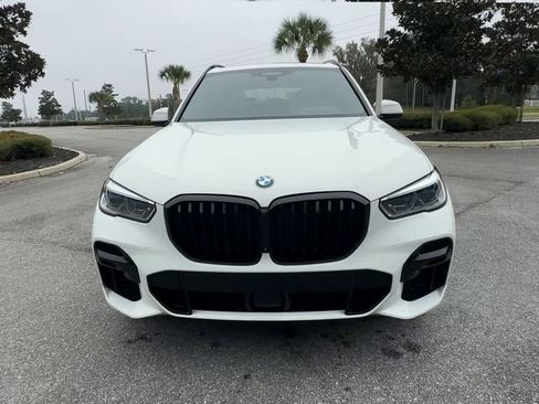 Used 2023 BMW X5 xDrive40i w/ Executive Package image 3