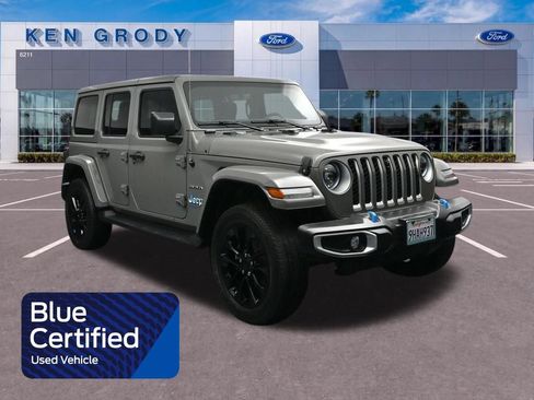 Used 2023 Jeep Wrangler Unlimited Sahara w/ Cold Weather Group AWD/4WD image 1