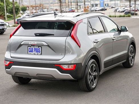 New 2025 Kia Niro EX image 7
