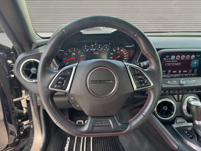 Used 2017 Chevrolet Camaro SS RWD image 13