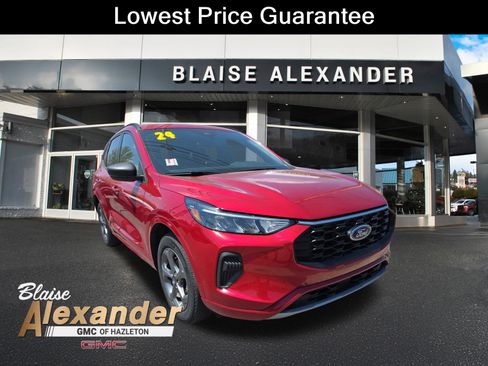 Used 2024 Ford Escape ST-Line AWD/4WD image 1