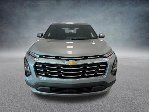 New 2026 Chevrolet Equinox LT AWD/4WD image 3