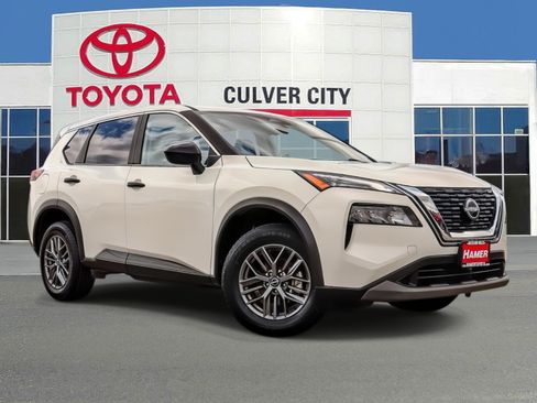 Used 2023 Nissan Rogue S AWD/4WD image 1