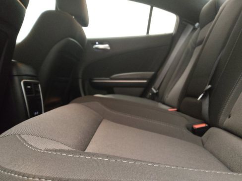 Used 2019 Dodge Charger SXT AWD/4WD image 18