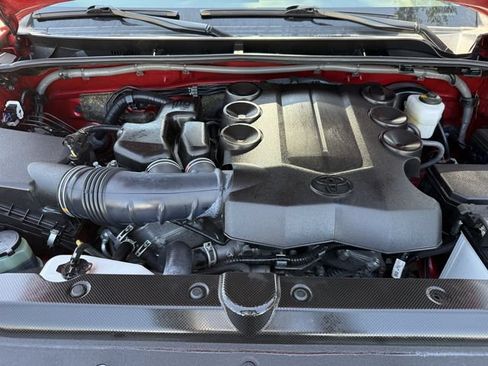 Used 2024 Toyota 4Runner SR5 RWD image 31