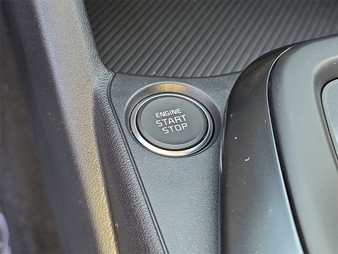 New 2025 Kia K4 LXS image 29
