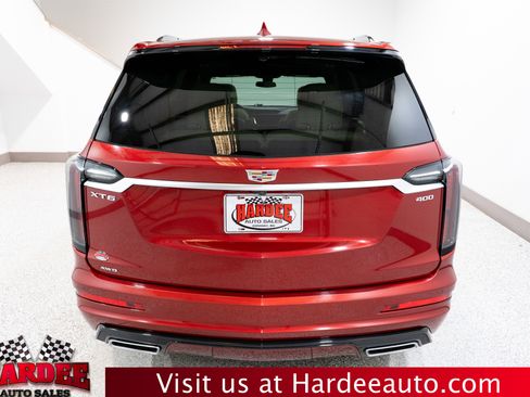 Used 2021 Cadillac XT6 Sport AWD/4WD image 4