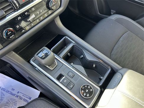 Used 2024 Nissan Pathfinder SV w/ Black Appearance Package image 22