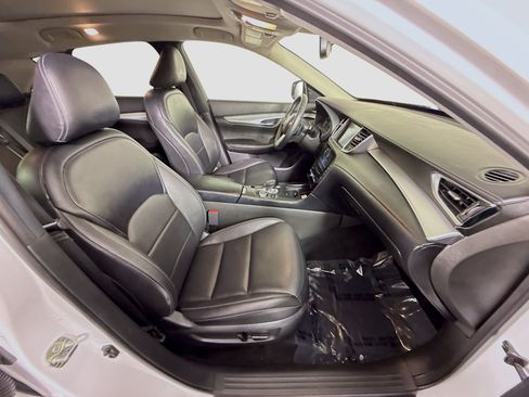 Used 2021 INFINITI QX50 Luxe FWD image 29