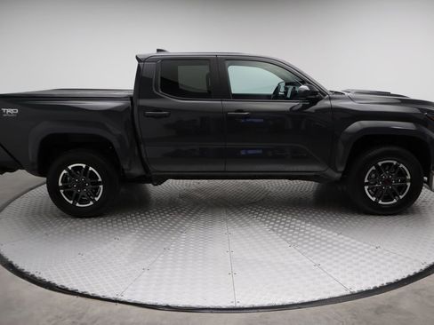 Certified 2025 Toyota Tacoma TRD Sport image 6